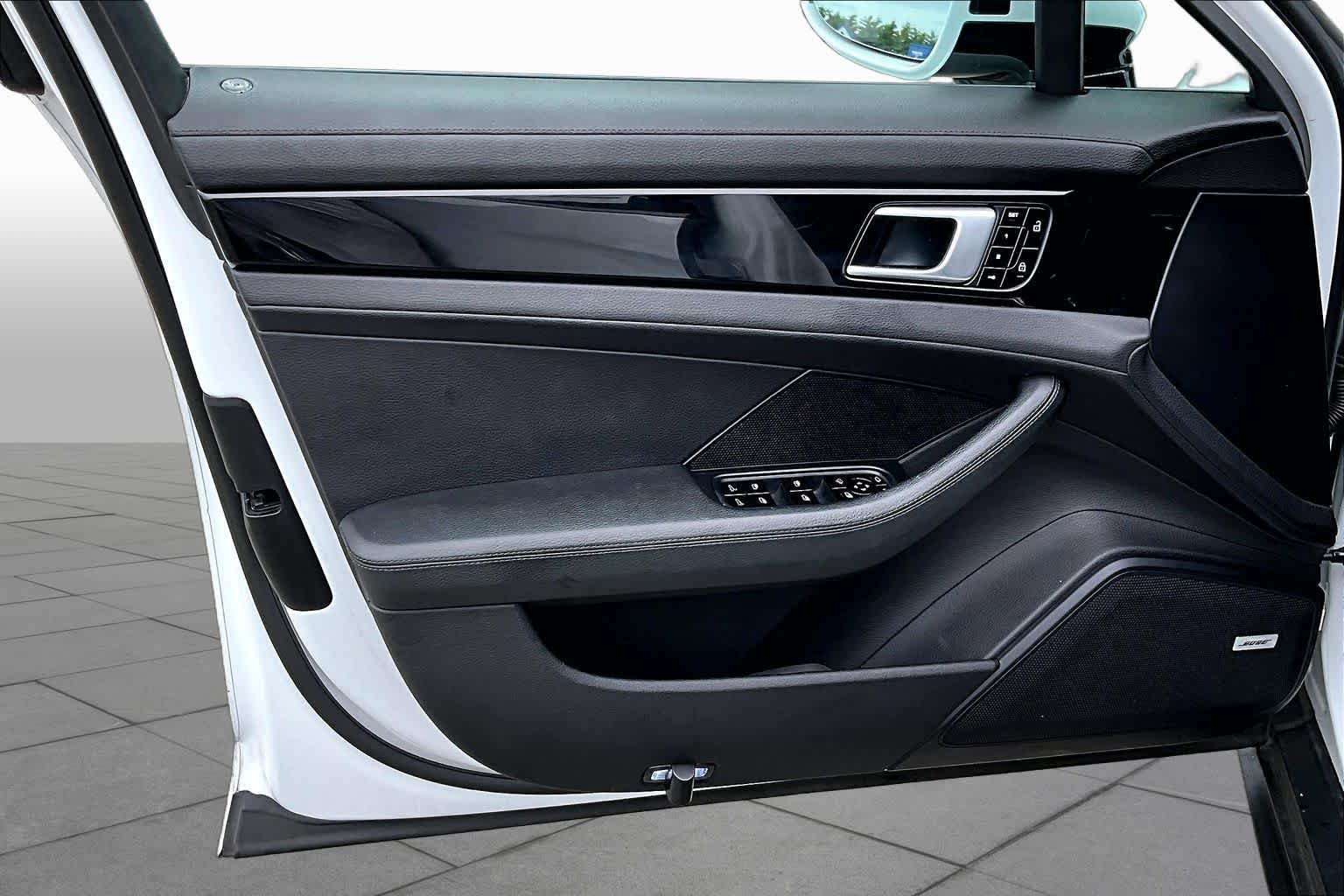 Used 2020 Carrara White Metallic Porsche 4 image 21