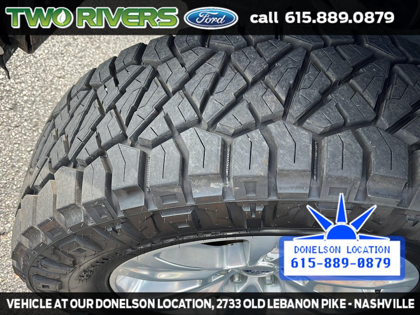 Used 2018 White Platinum Tri-Coat Metallic Ford Platinum image 22
