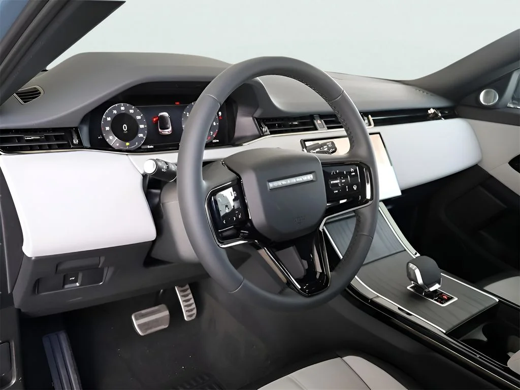 2026 Land Rover Range Rover Evoque Dynamic SE - Photo 30