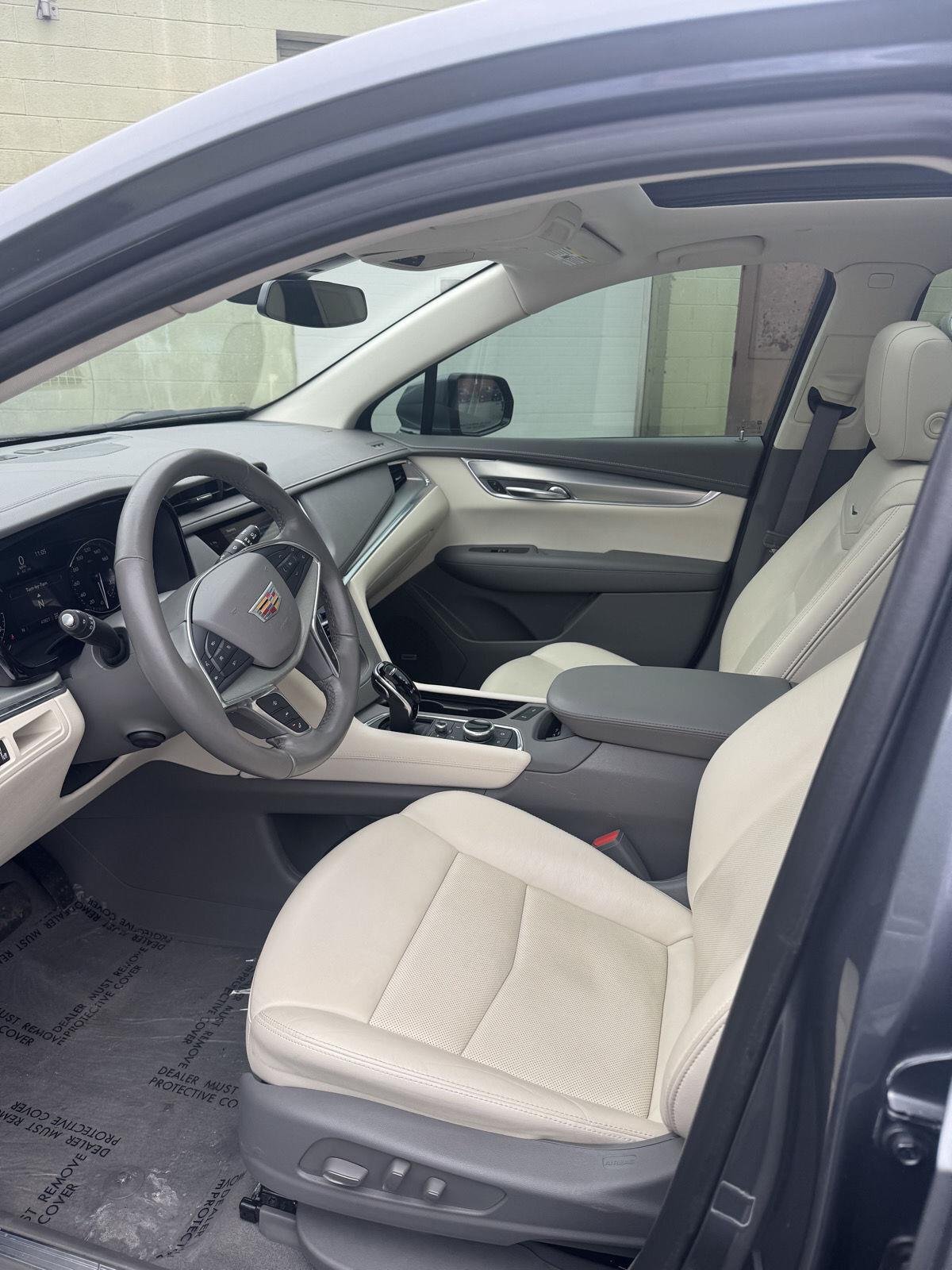 Used 2022 Satin Steel Metallic Cadillac AWD Premium Luxury image 11