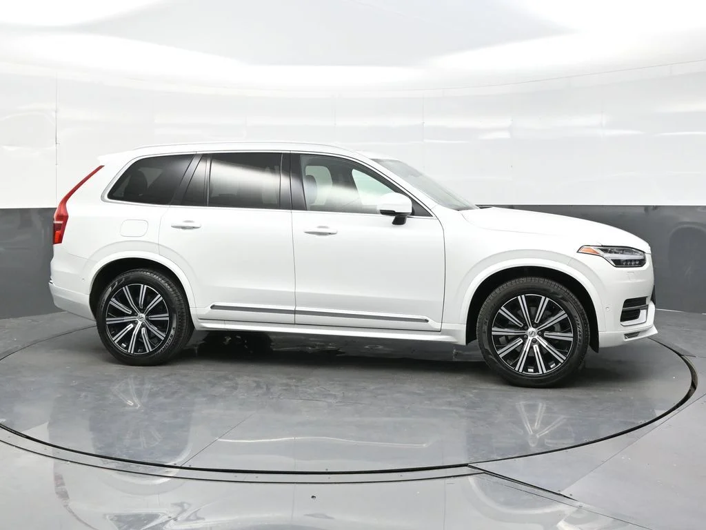 Certified Used 2023 Crystal White Volvo Plus image 8