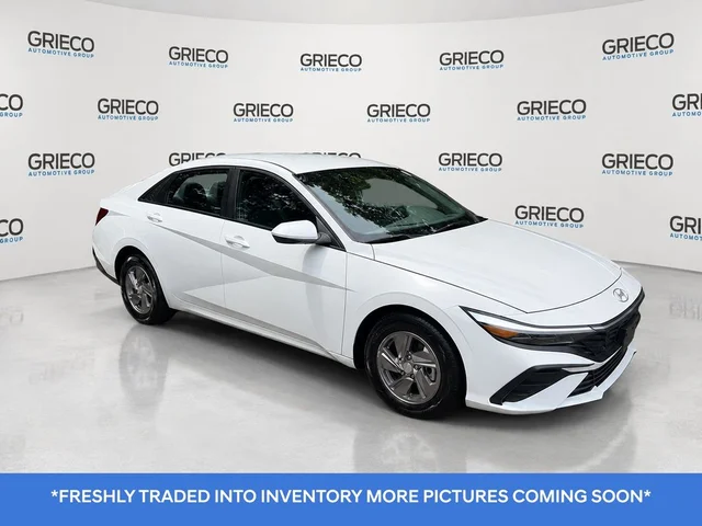 2024 Hyundai Elantra SE