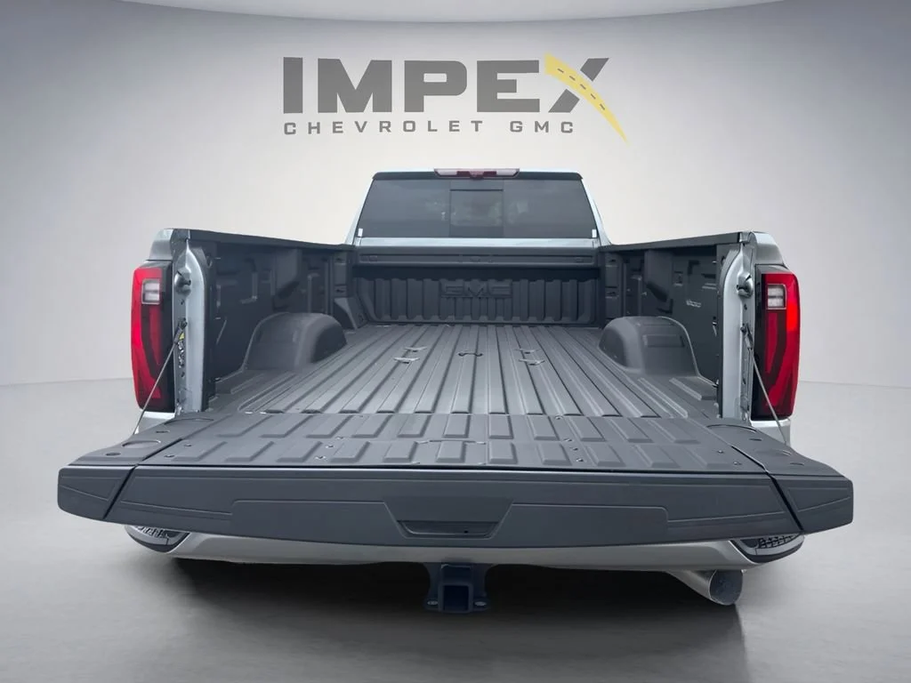 Used 2026 Sterling Metallic GMC Denali image 8