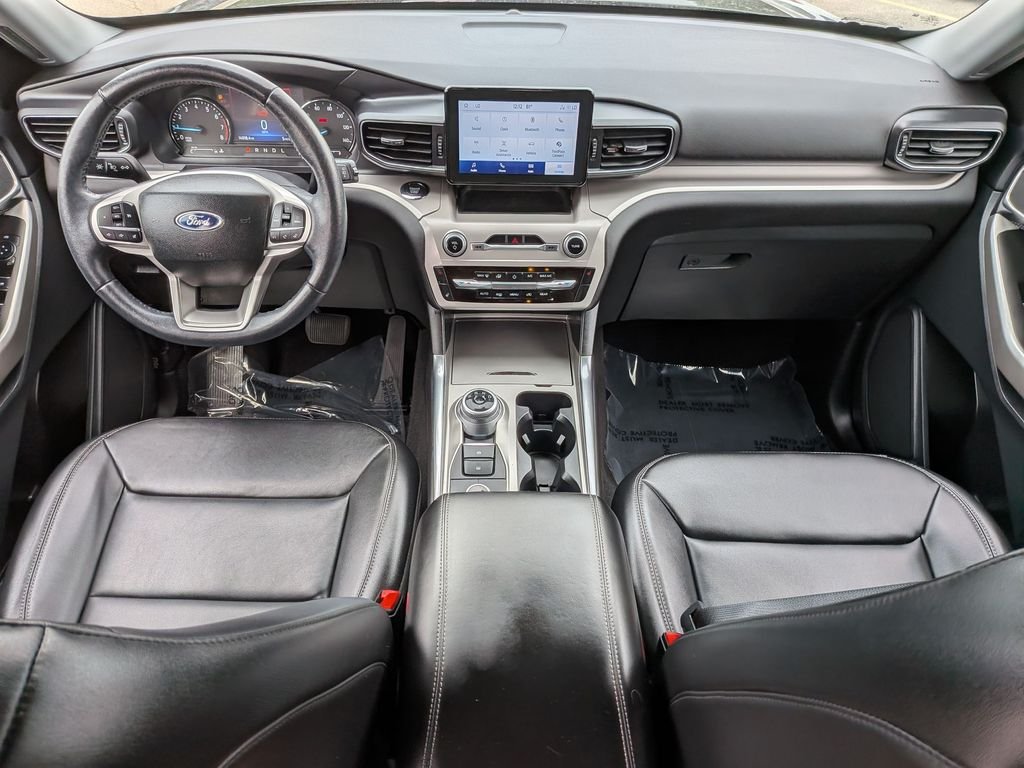 Used 2023 Green Ford XLT image 5