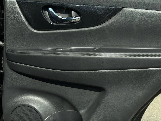 Used 2019 Black Nissan SL image 39