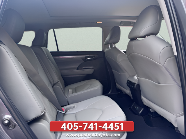 Used 2024 Gray Toyota Platinum image 19