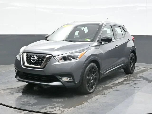 2019 Nissan Kicks SR