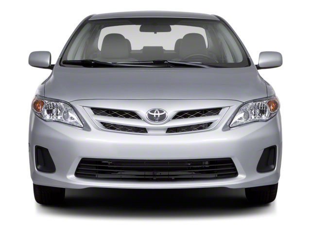 Used 2012  Toyota LE image 4