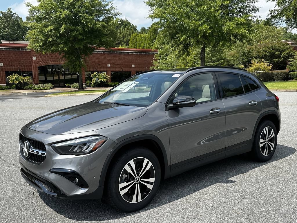 New 2026 Mountain Grey Metallic Mercedes-Benz GLA 250 image 41