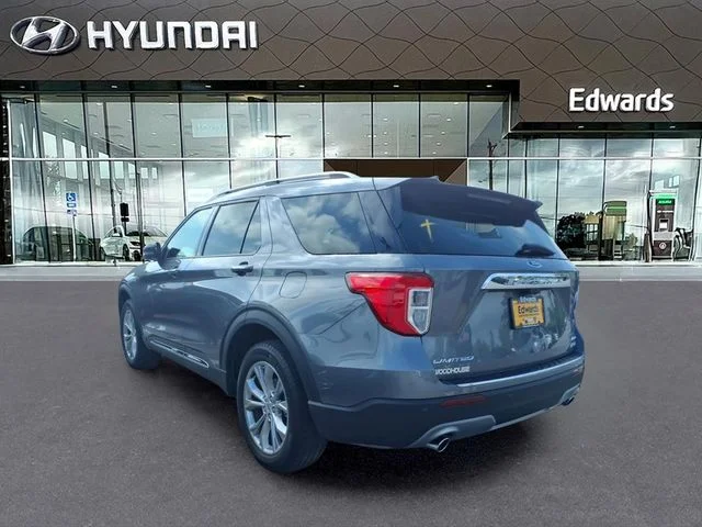 Used 2022 Gray Ford Limited image 5