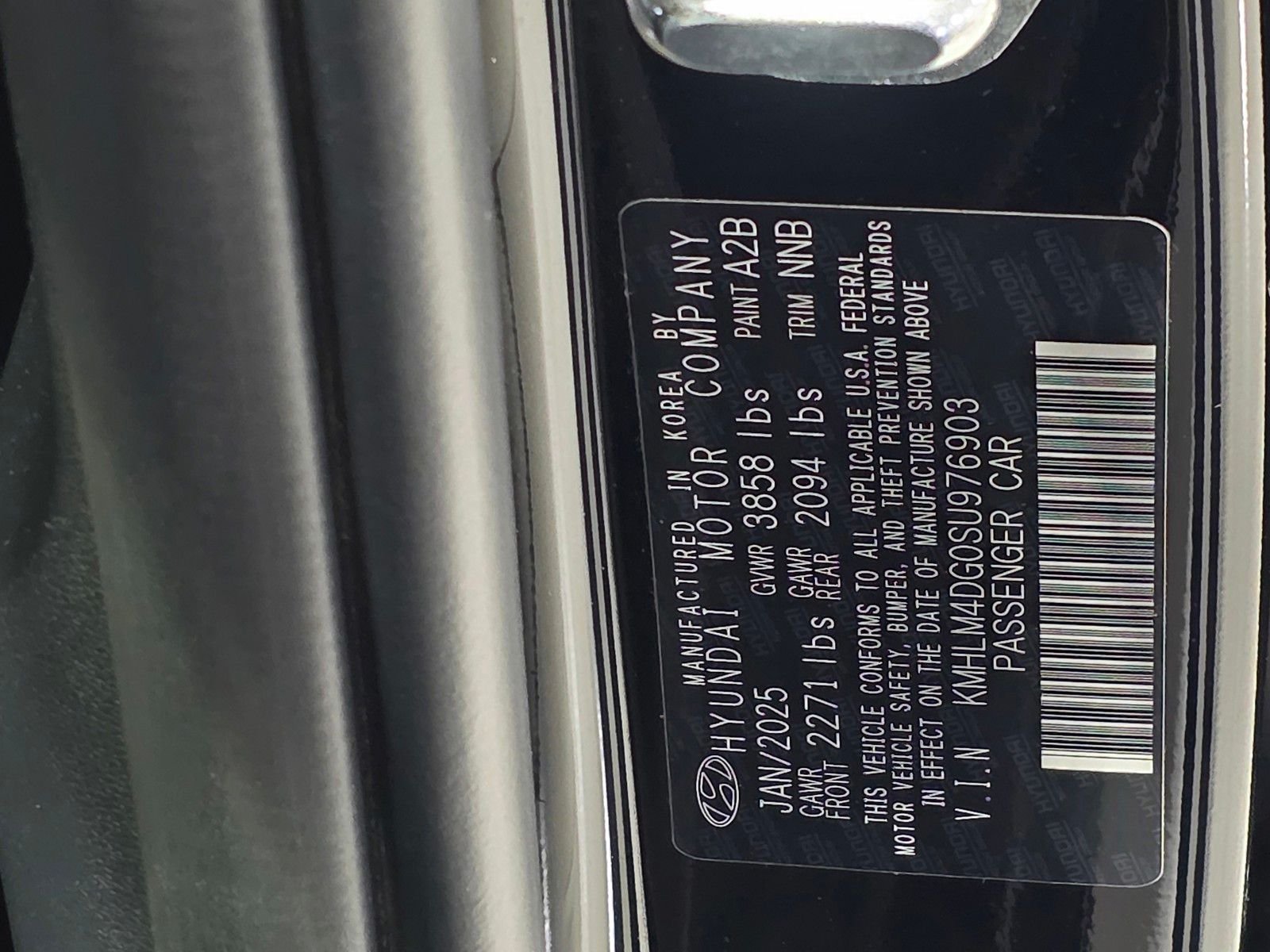 Used 2025 Abyss Black Hyundai SEL Sport image 35