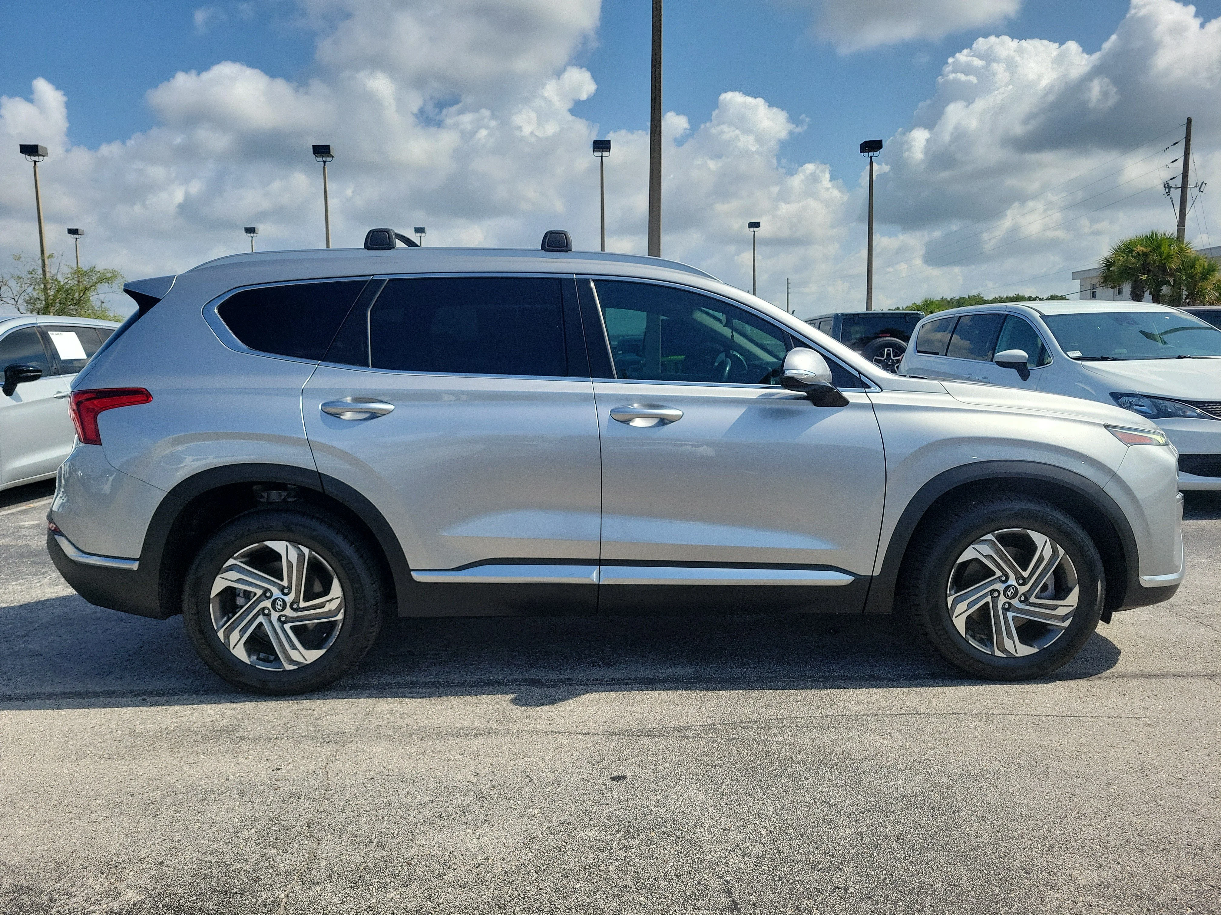 Used 2021 Shimmering Silver Hyundai SEL image 8