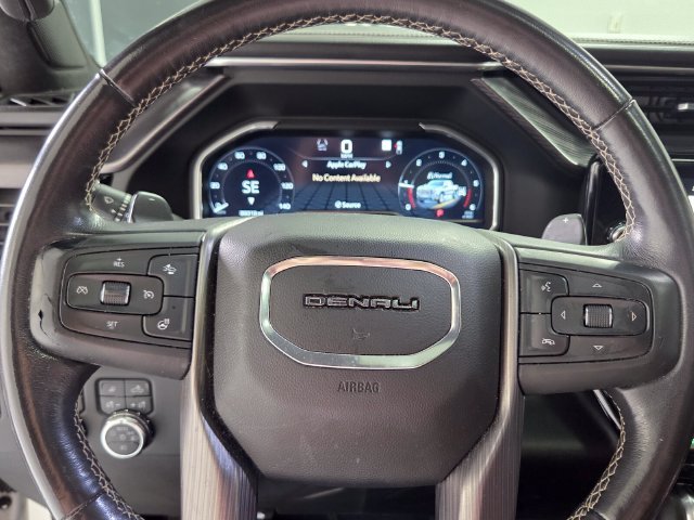 Used 2022 White GMC Denali Ultimate image 26