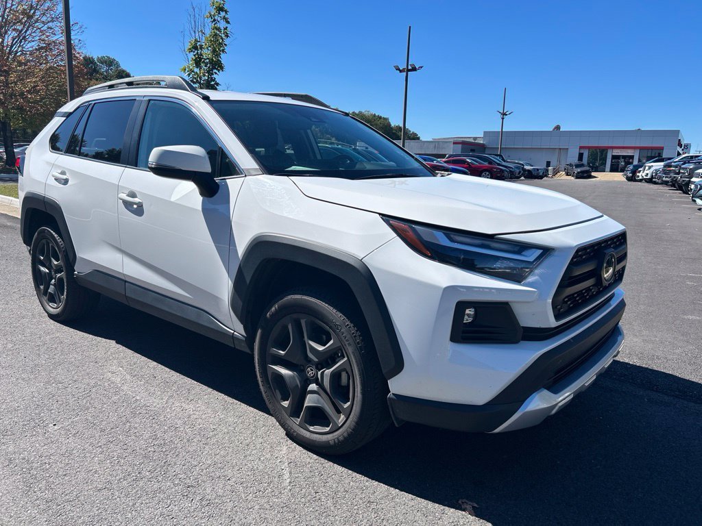 Used 2024 White Toyota Adventure image 1