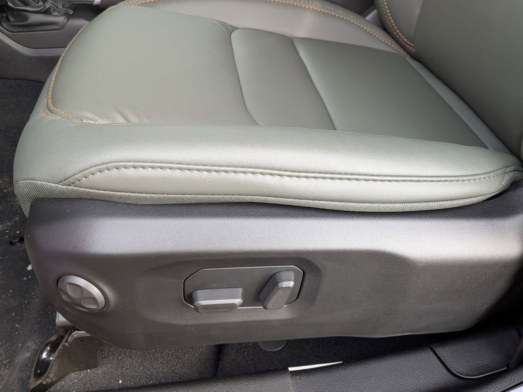 New 2026 Reign Exterior Paint Jeep Mojave image 13