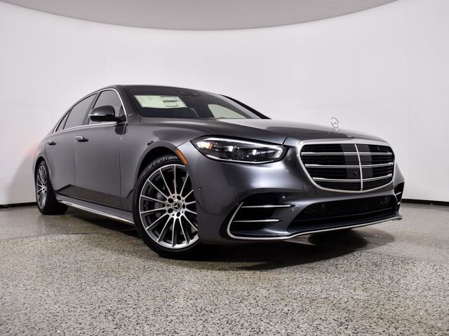 New 2026 MANUFAKTUR Graphite Metallic Mercedes-Benz S 580 image 59