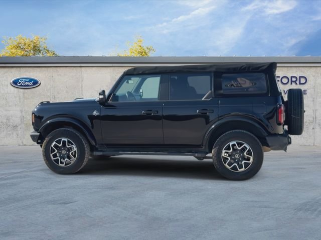Used 2022 Black Ford Outer Banks image 5