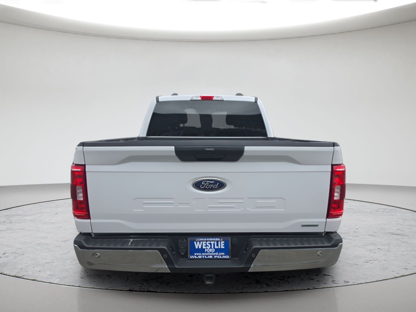 Used 2021 White Ford XLT image 5