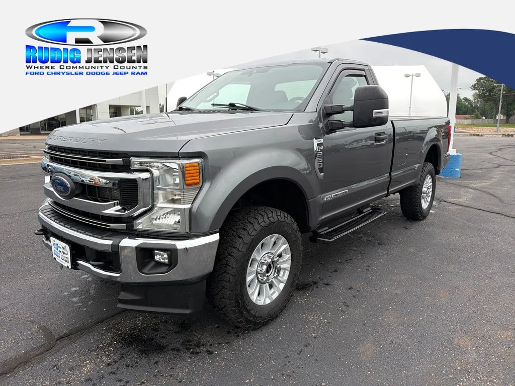 Used 2022 Gray Ford XLT image 1