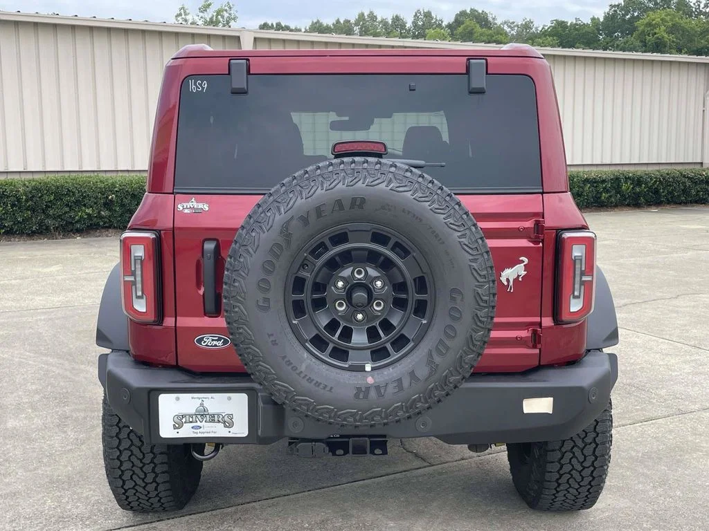 New 2026 Red Ford Outer Banks image 4