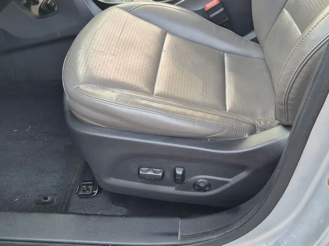 Used 2014 Silver Hyundai 2.0T image 20