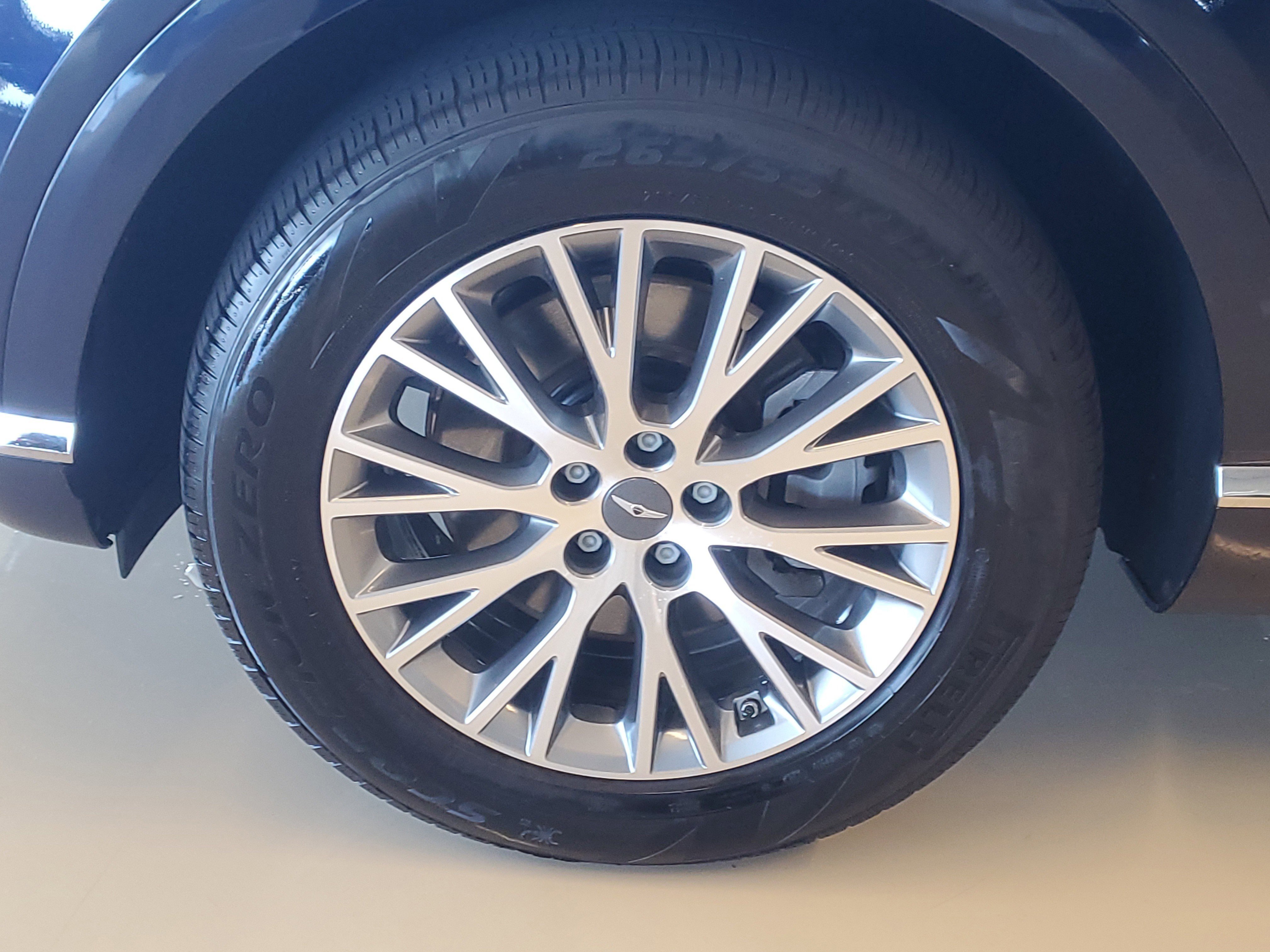 Used 2024 Capri Blue Genesis 2.5T image 6