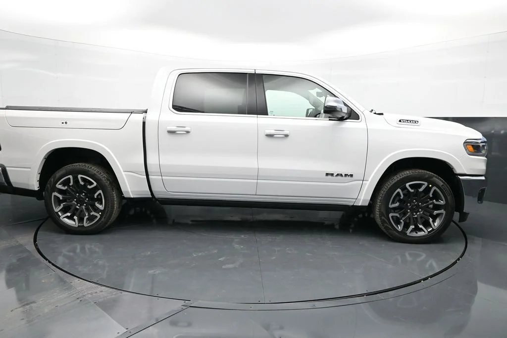 New 2026 Ivory White Tri-Coat Pearl-Coat Exterior Paint RAM Limited image 4