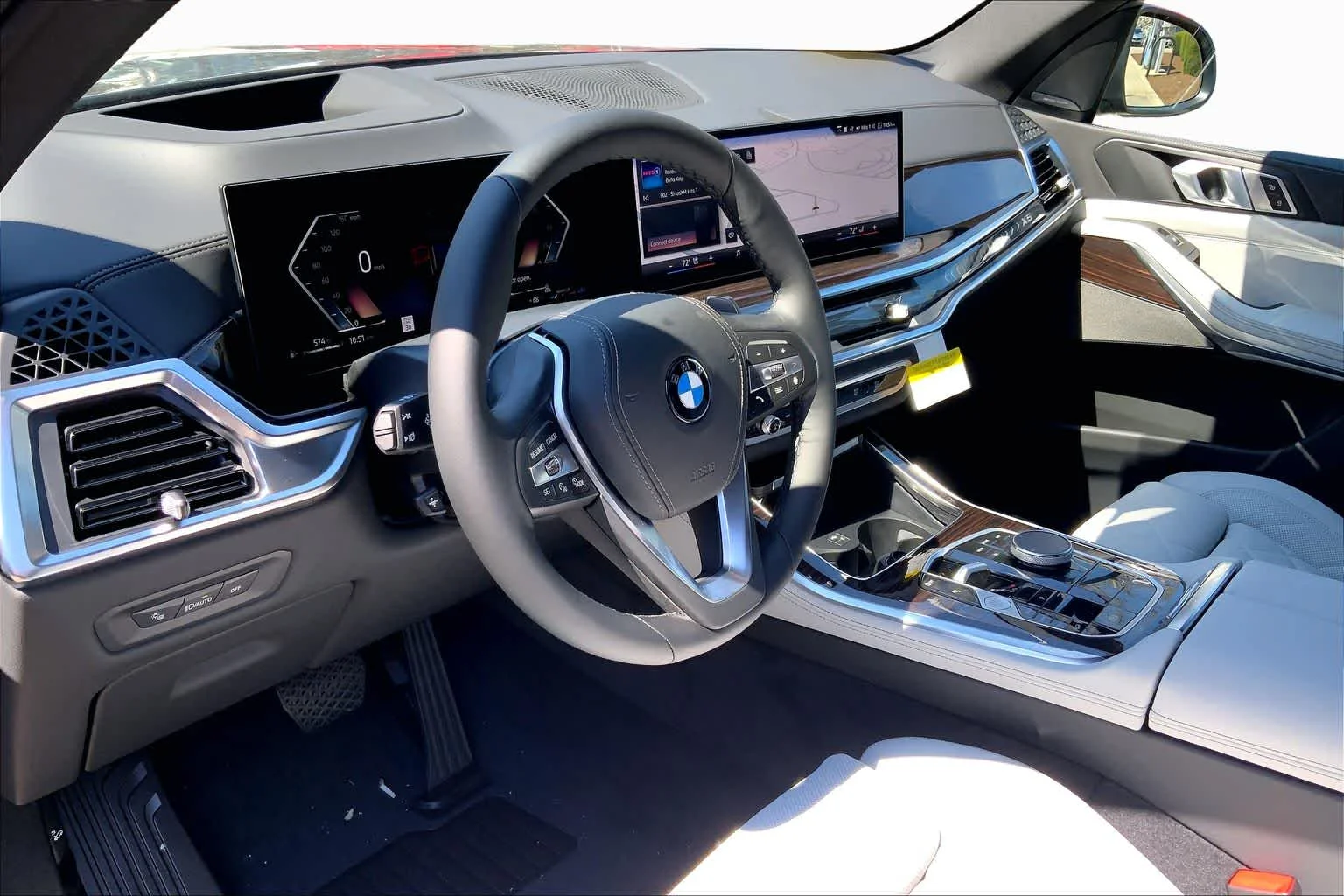 New 2026 Manhattan Green Metallic BMW xDrive40i image 8