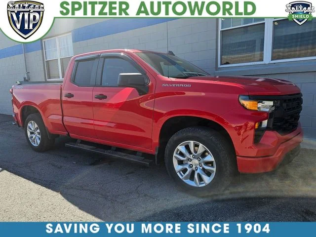 Used 2022 Red Chevrolet Custom image 1