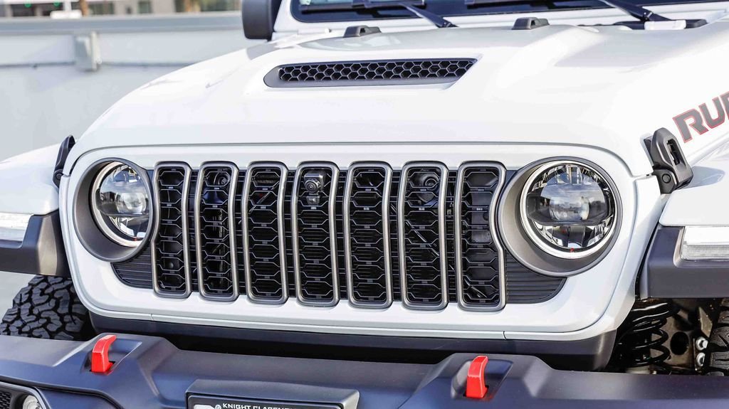 New 2026 Bright White Clearcoat Jeep Rubicon image 6