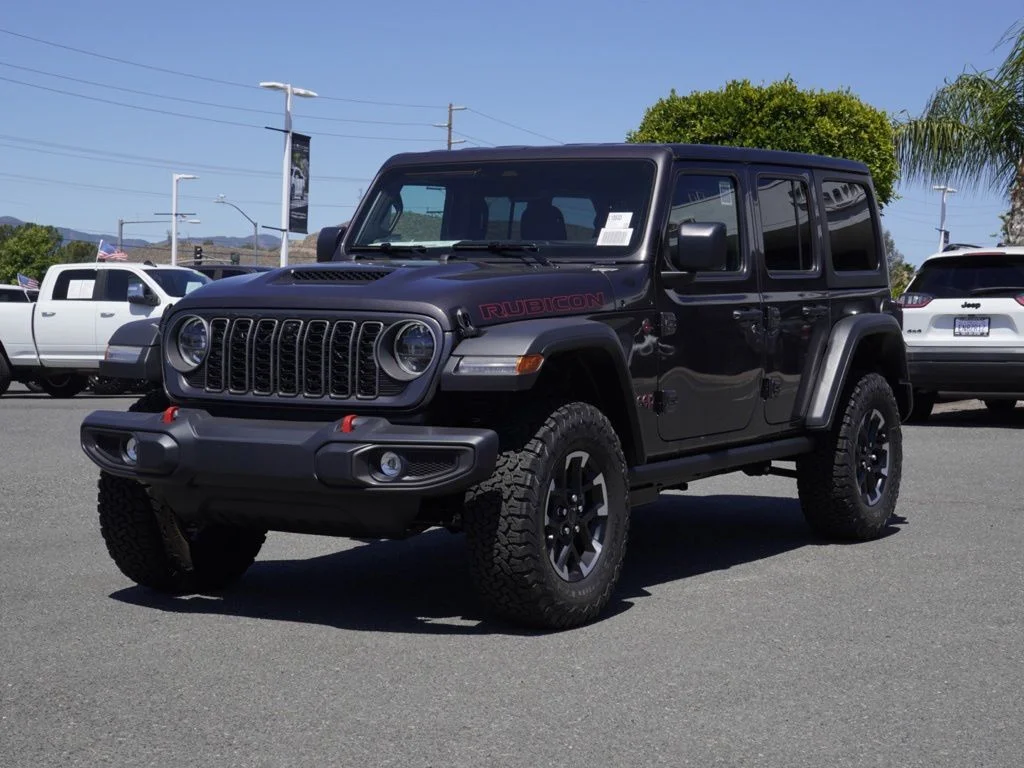 New 2026 Granite Crystal Metallic Clear-Coat Exterior Paint Jeep Rubicon image 7