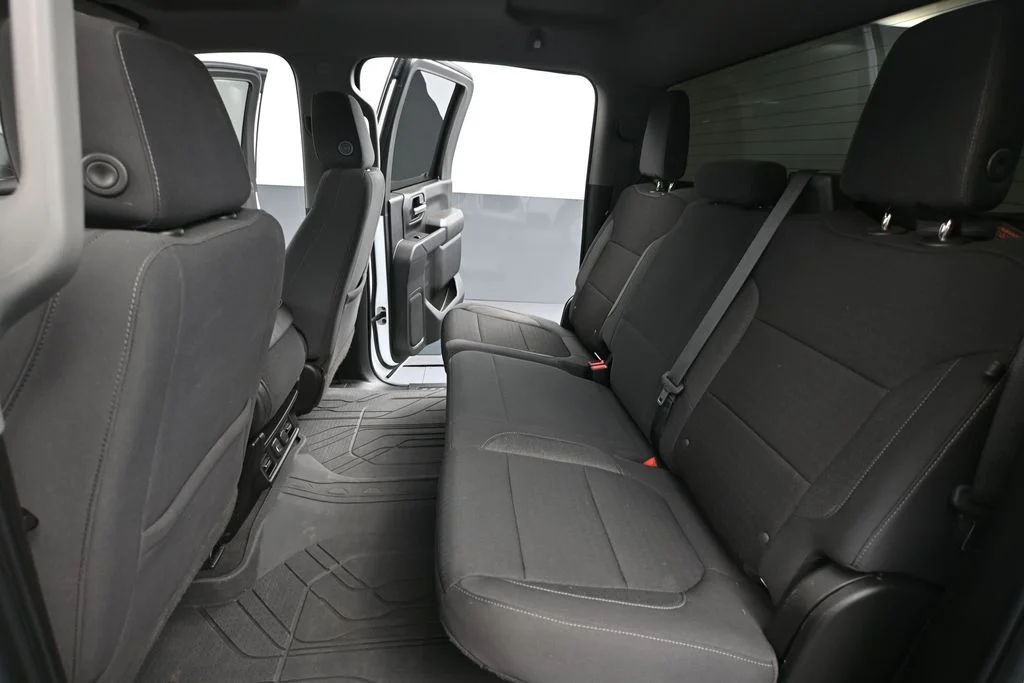 Used 2022  Chevrolet LT image 41