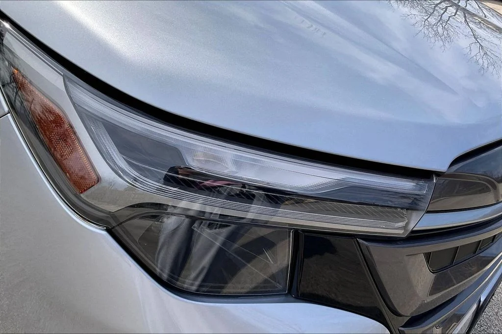 Used 2026 Silver Subaru Limited image 29