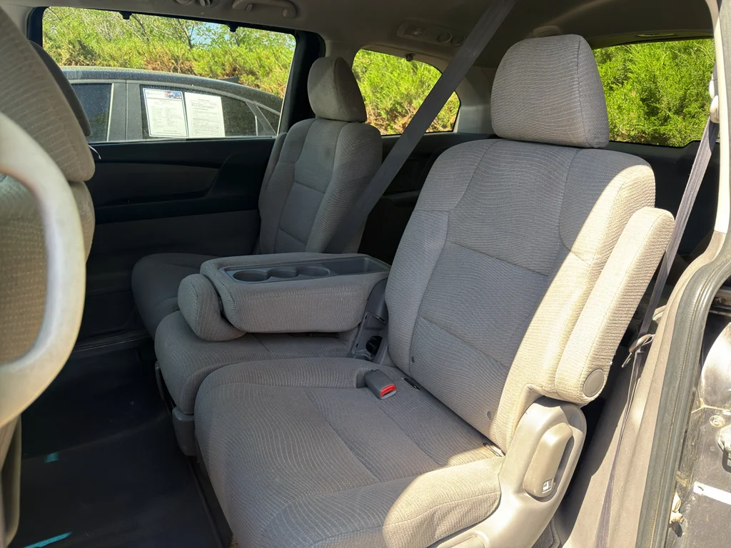 Used 2012 Polished Metal Metallic Honda EX image 3
