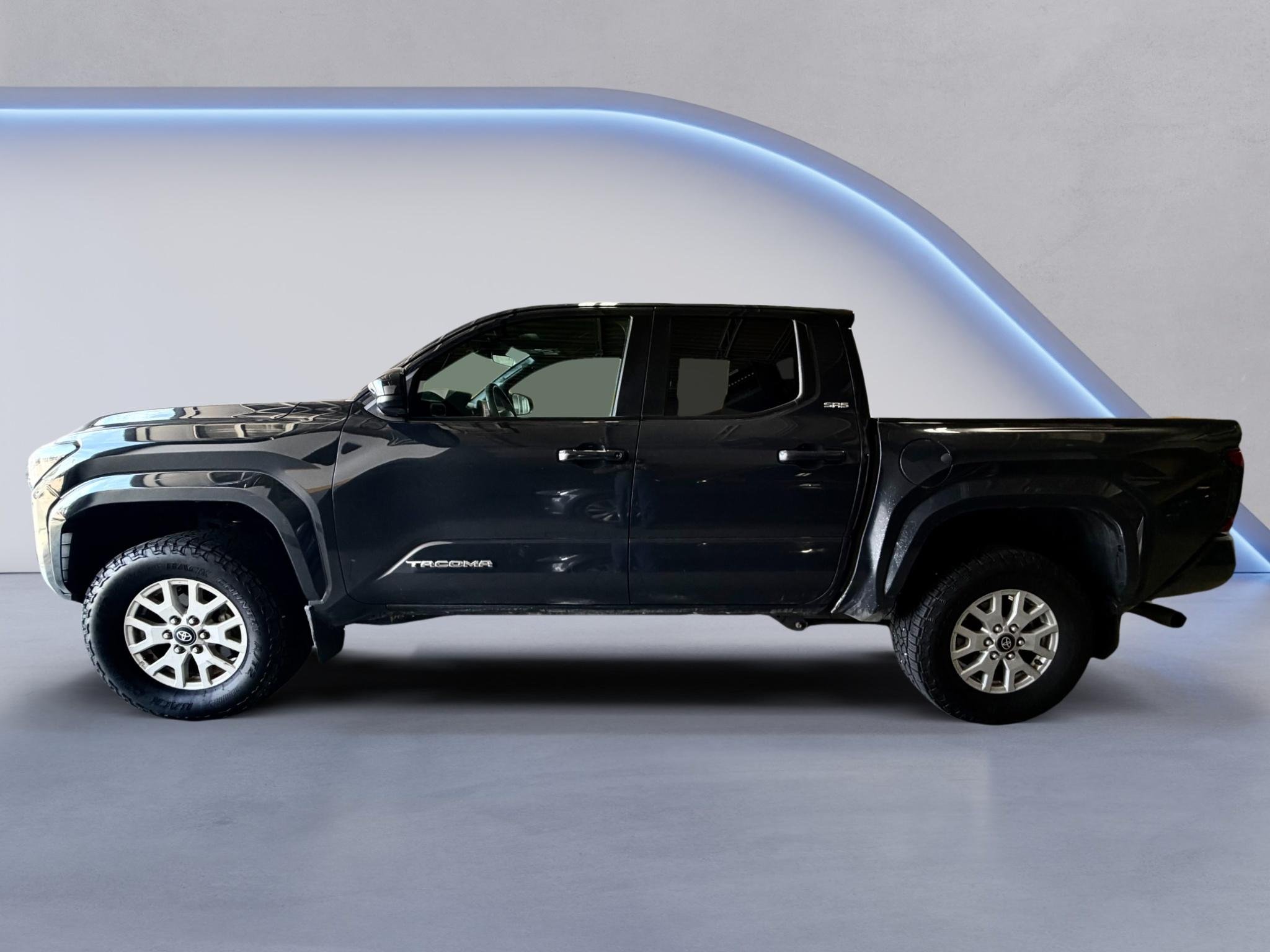 Used 2024 Underground Toyota SR5 image 3