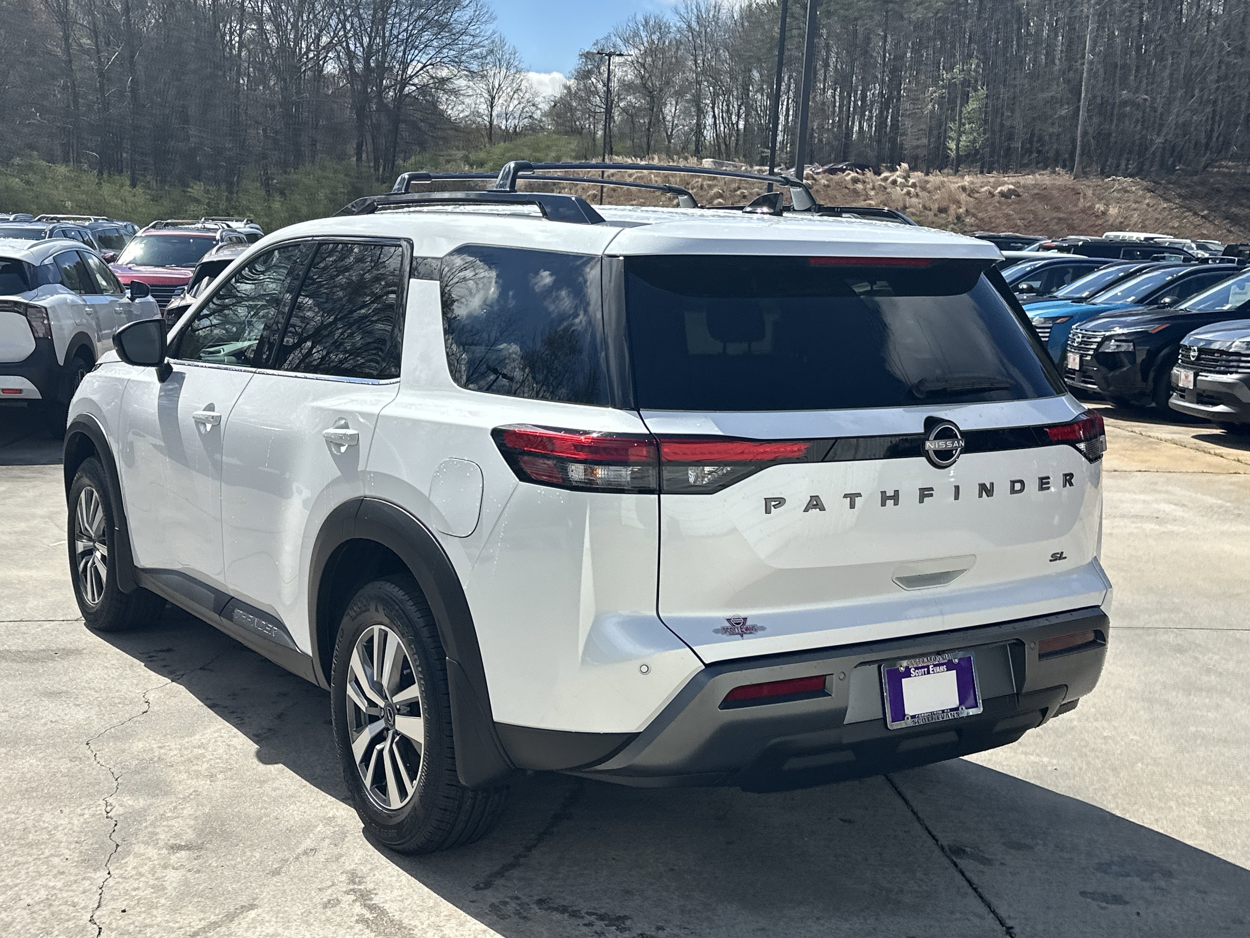 New 2026 Everest White Pearl Tricoat Nissan SL image 6