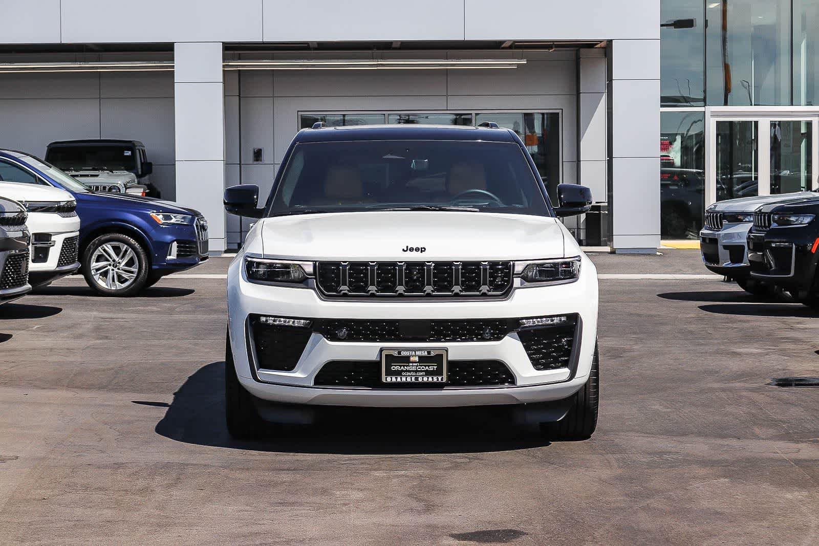 New 2026 Bright White Clear-Coat Exterior Paint Jeep Summit image 2