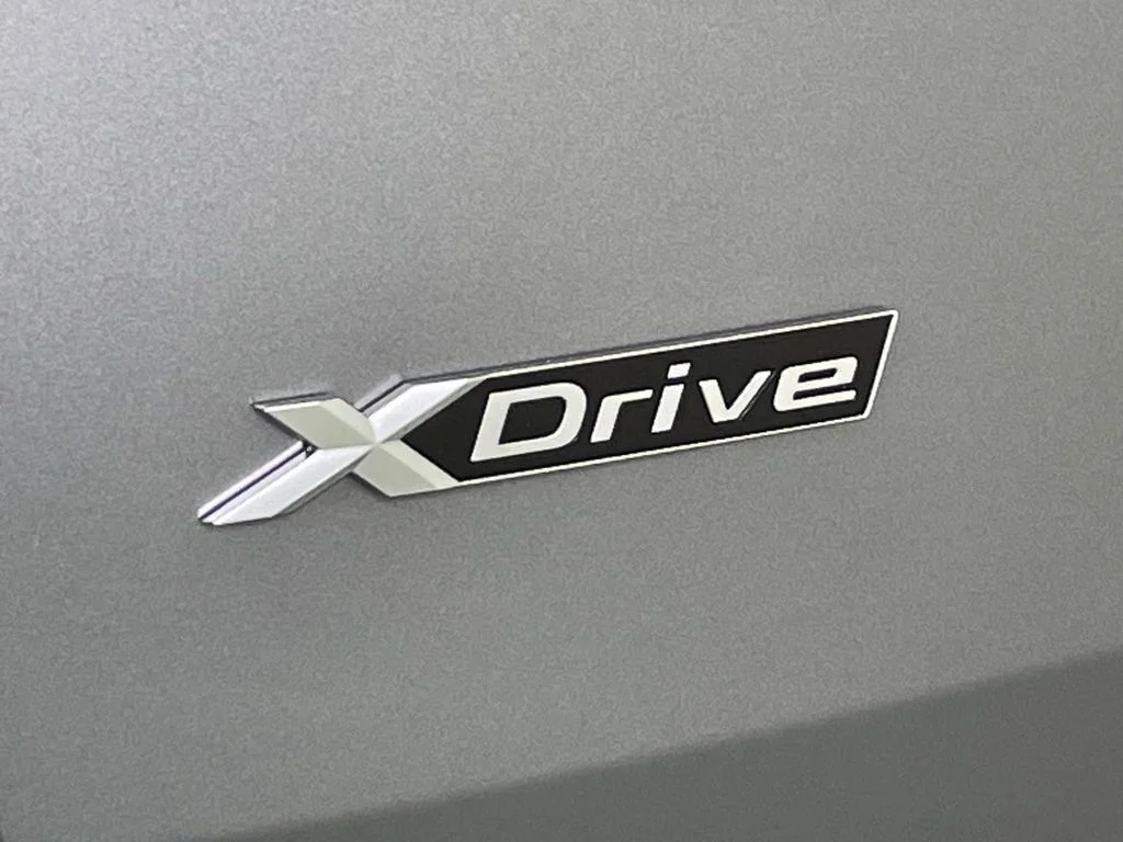 2026 BMW X3 30 - Photo 11
