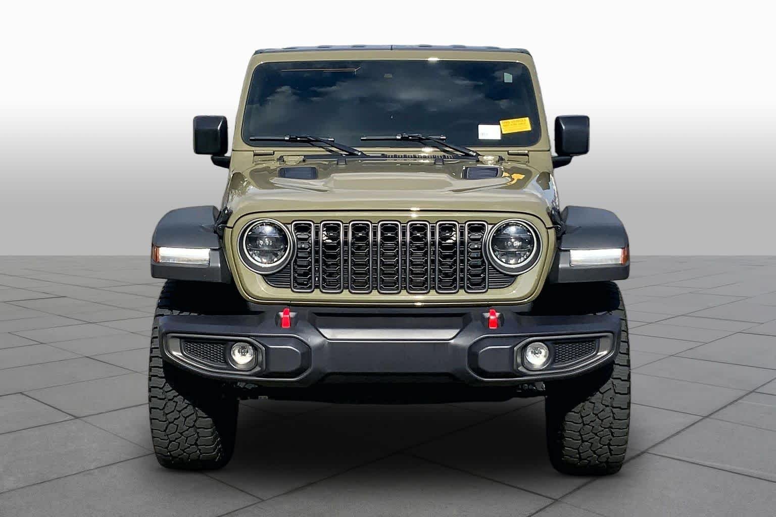 Used 2025 41 Jeep Rubicon image 4