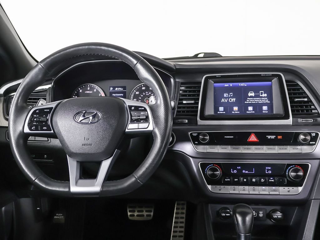 Used 2019 Silver Hyundai Sport image 30