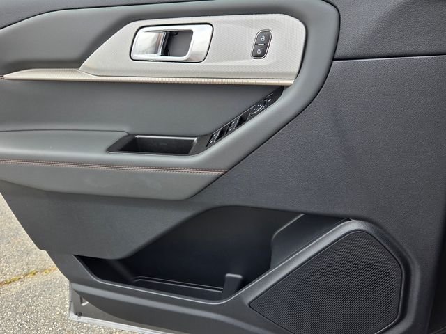New 2026 Carbonized Gray Metallic Ford Active image 27