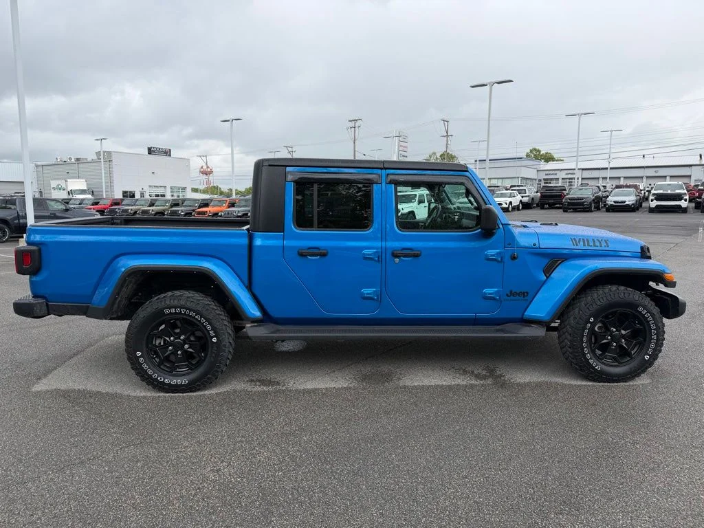 Used 2022 Blue Jeep Willys image 6