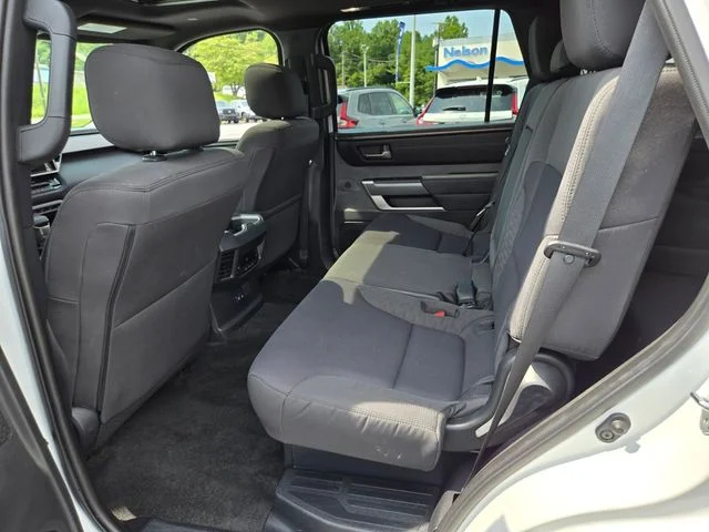 Used 2025 White Toyota SR5 image 13