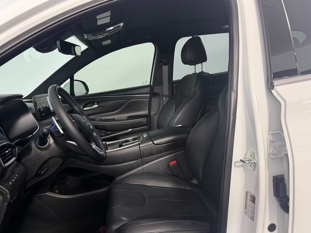 Used 2023 White Hyundai Calligraphy image 24