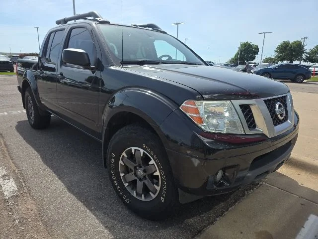 2019 Nissan Frontier 4.0 PRO-4X Crew Cab 4X4 AT's photo