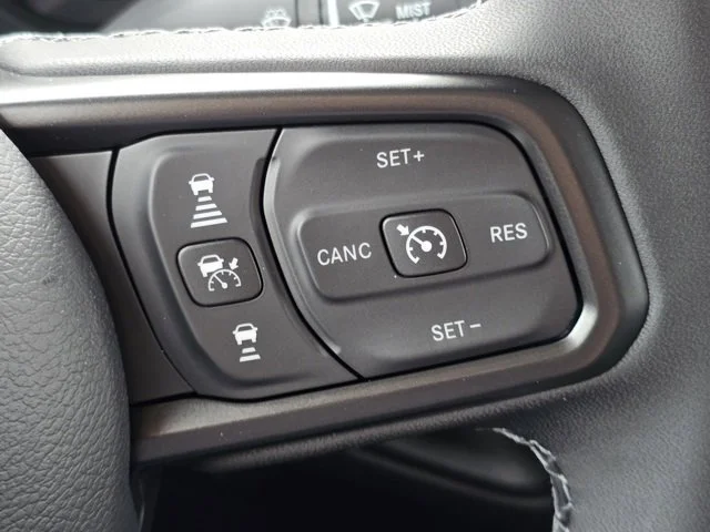 New 2026 Reign Jeep Sport S image 20