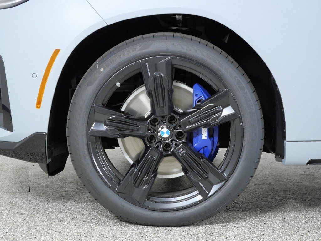 New 2026 Brooklyn Grey Metallic BMW M50 xDrive image 16