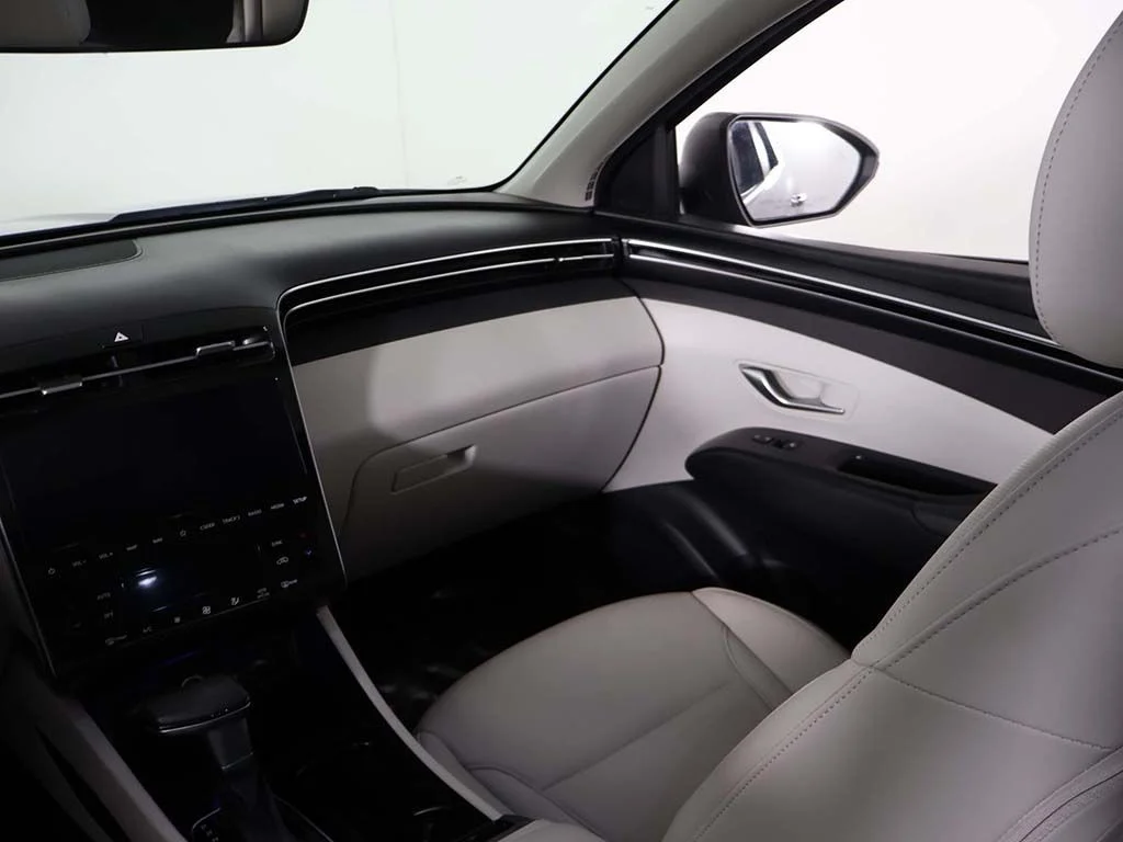 Used 2024 Gray Hyundai SEL image 36
