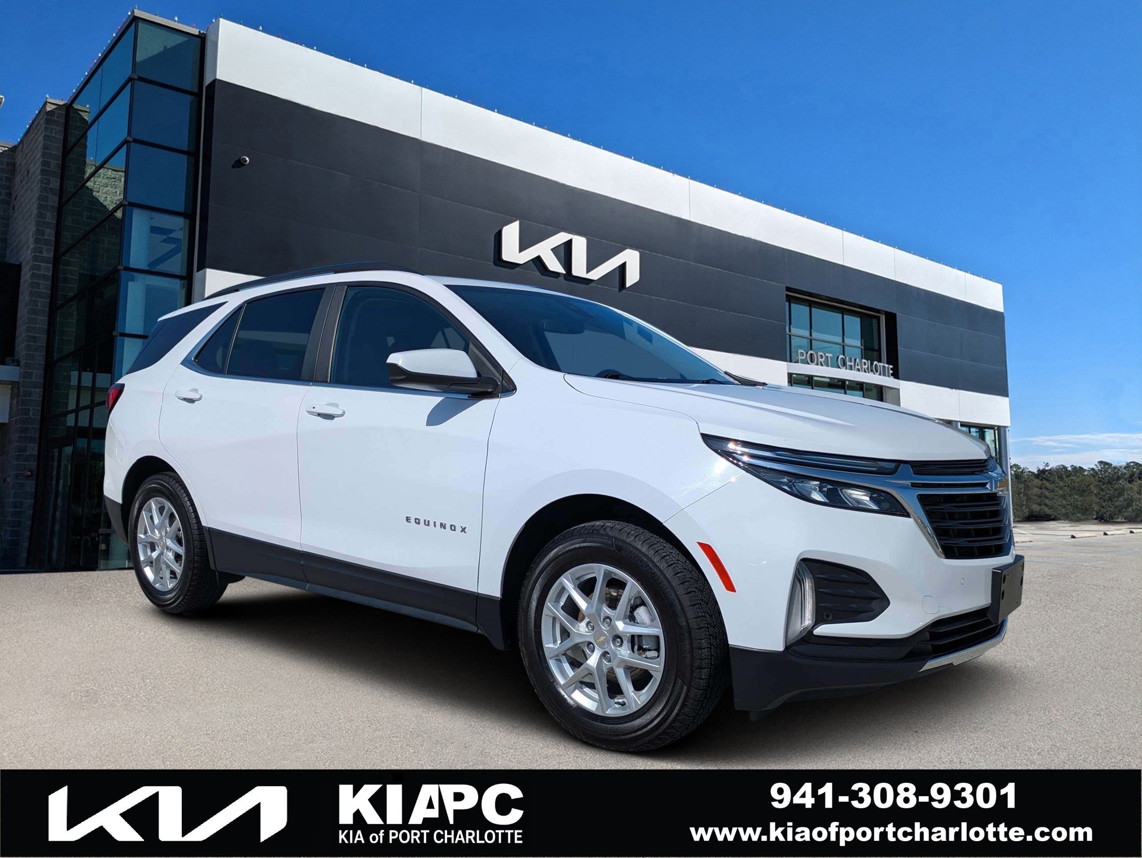 Used 2022 Summit White Chevrolet LT image 1