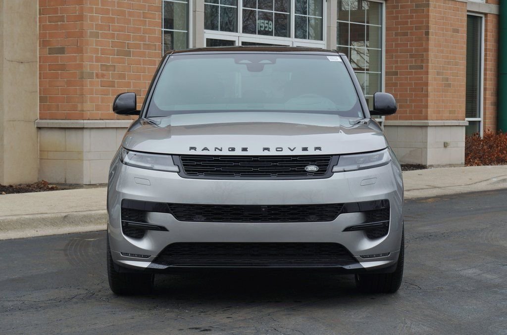 Certified Used 2026 Silver Land Rover Dynamic SE image 4
